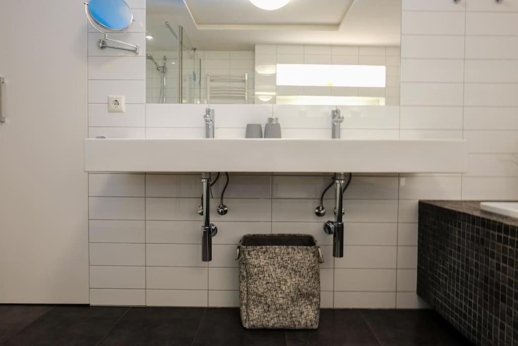 #stayhere - Spacious Luxury Town Hall 3bdr Appartamento *