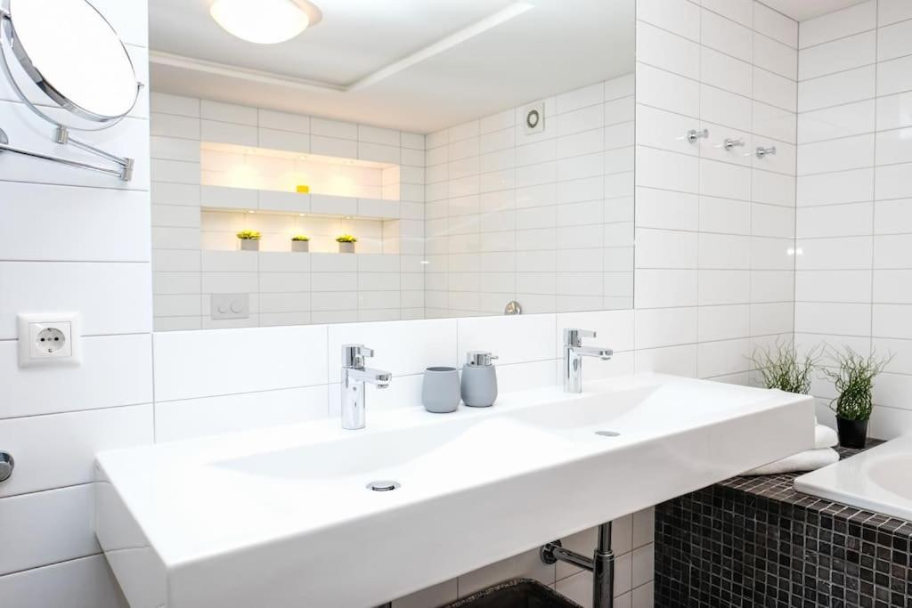 Appartamento #stayhere - Spacious Luxury Town Hall 3bdr