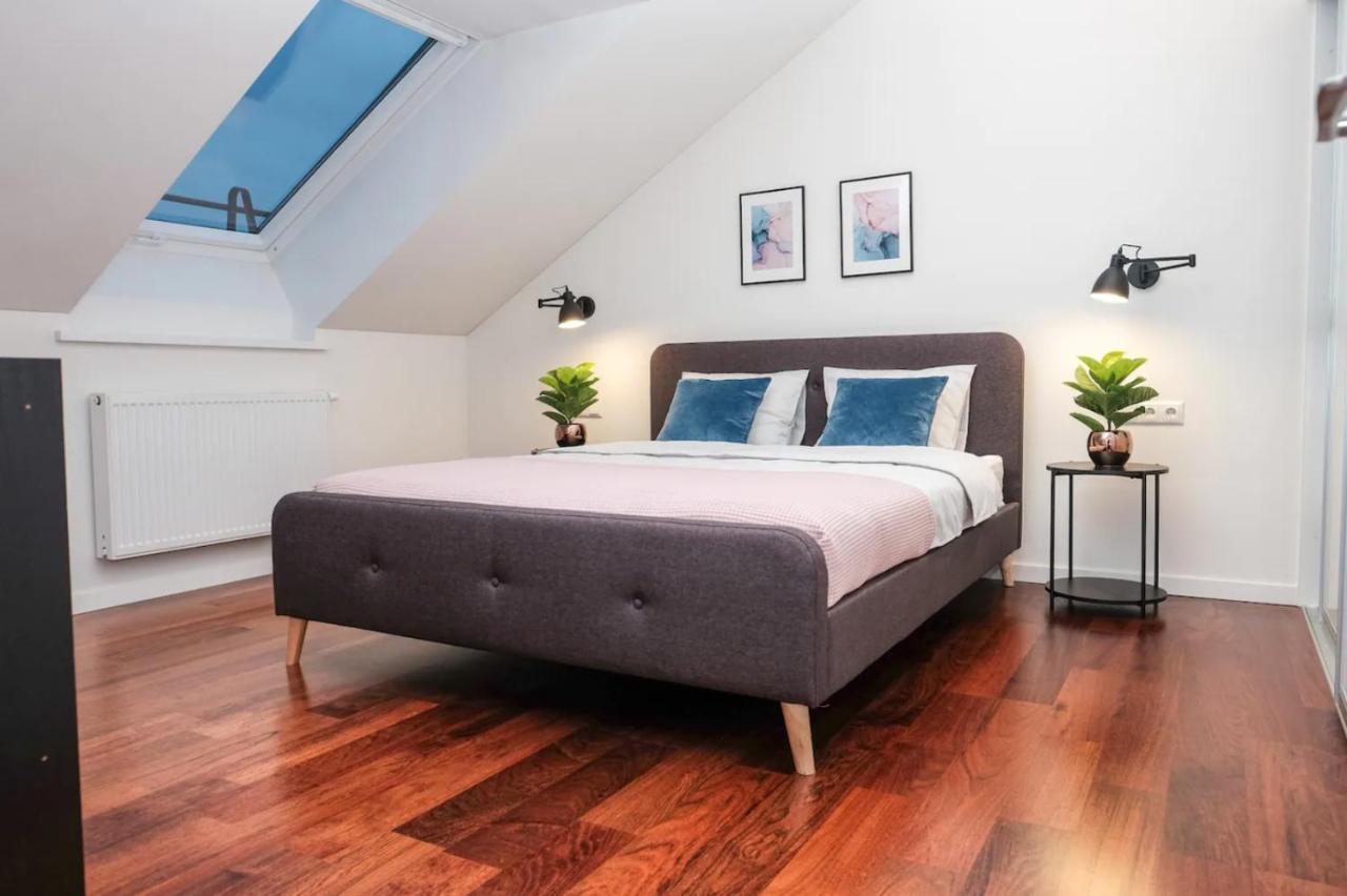 #stayhere - Spacious Luxury Town Hall 3bdr Appartamento *